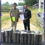 Penyerahan Makanan Bergizi Gratis di SMP Al-Jihad Ketapang